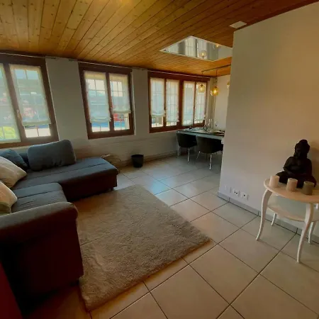 شقة Cosy Corner Near *