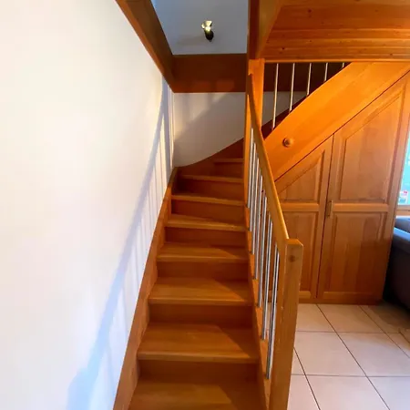 Cosy Corner Near سبيز