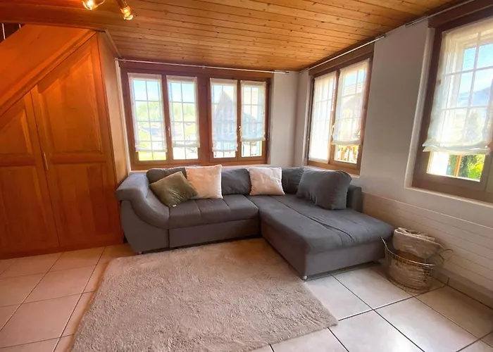 Cosy Corner Near * سبيز