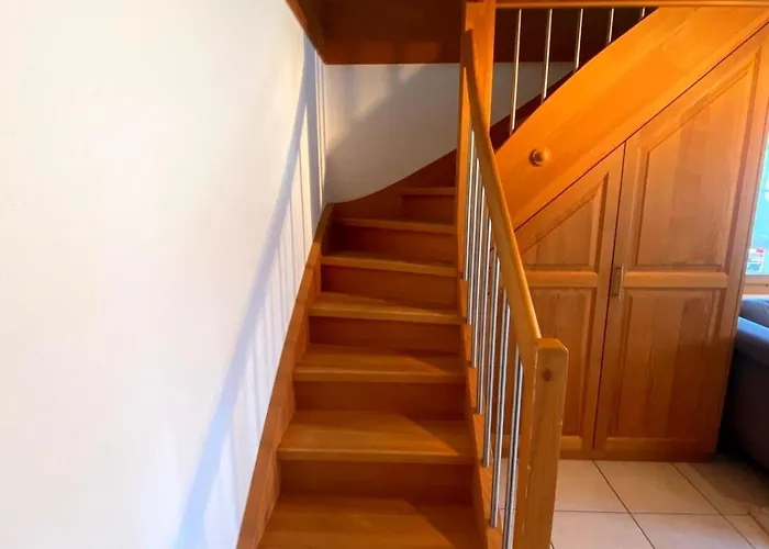 Cosy Corner Near سبيز